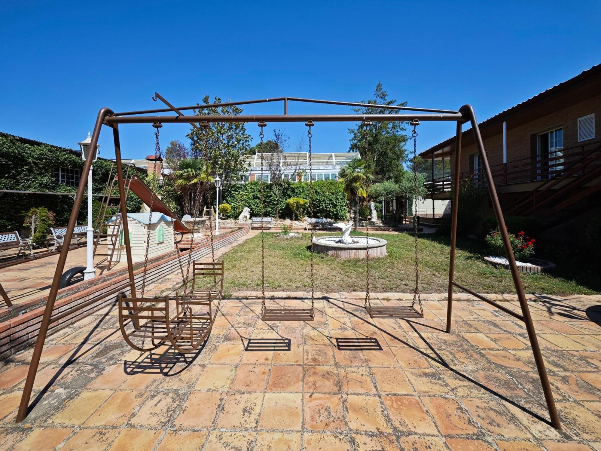 Espacio De Paz, Ideal Para Familias Villa Amalia La Llacuna Екстер'єр фото